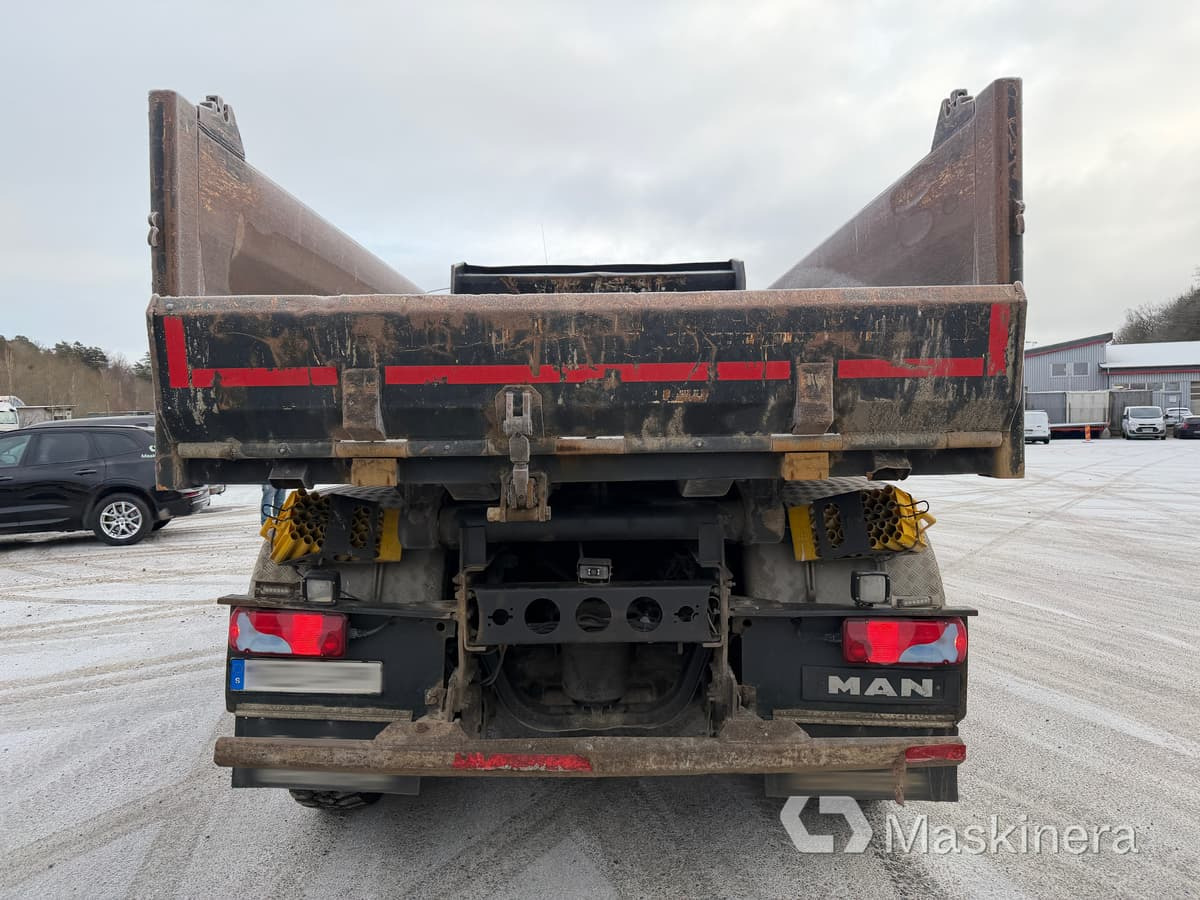 Camião basculante Schaktbil Man TGM 26.340 6X2-4 BL: foto 6 Camião basculante Schaktbil Man TGM 26.340 6X2-4 BL: foto 6