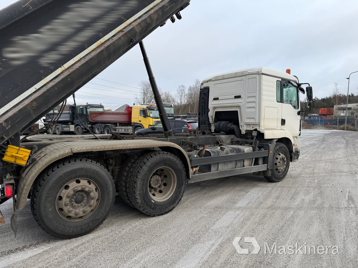 Camião basculante Schaktbil Man TGM 26.340 6X2-4 BL: foto 12 Camião basculante Schaktbil Man TGM 26.340 6X2-4 BL: foto 12