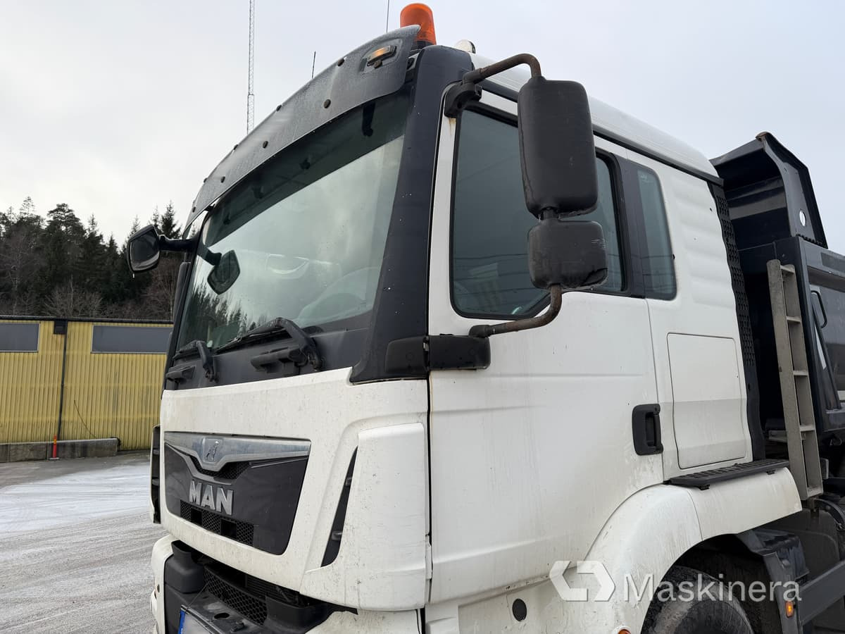 Camião basculante Schaktbil Man TGM 26.340 6X2-4 BL: foto 35 Camião basculante Schaktbil Man TGM 26.340 6X2-4 BL: foto 35