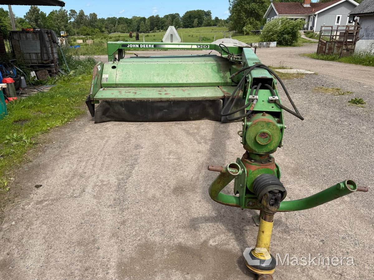 Slåtterkross John Deere 1360 - Gadanheira: foto 2 Slåtterkross John Deere 1360 - Gadanheira: foto 2