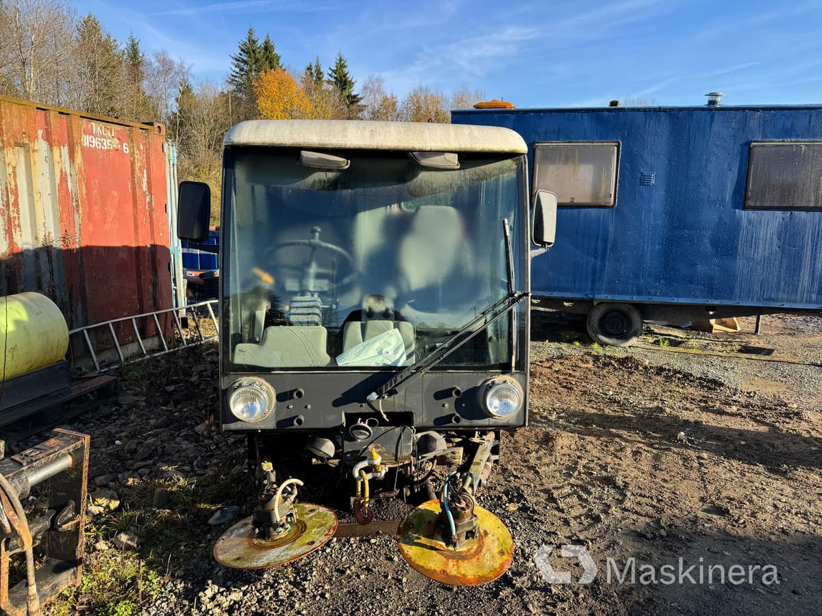 Sopmaskin Johnston Compact 142A 101T (Rep. objekt) - Varredora urbana: foto 2 Sopmaskin Johnston Compact 142A 101T (Rep. objekt) - Varredora urbana: foto 2