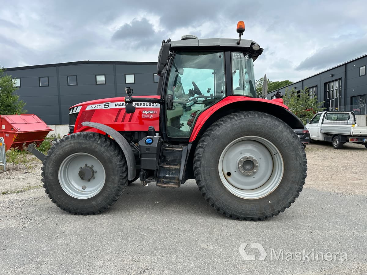 Traktor Massey Fergusson MF 6715 S + Bigab 10-14 G2 - Trator: foto 2 Traktor Massey Fergusson MF 6715 S + Bigab 10-14 G2 - Trator: foto 2