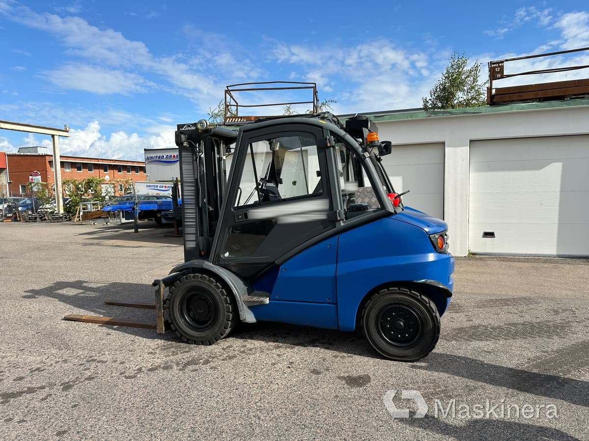 Truck Linde H50D Triplex - Empilhador a diesel: foto 5 Truck Linde H50D Triplex - Empilhador a diesel: foto 5