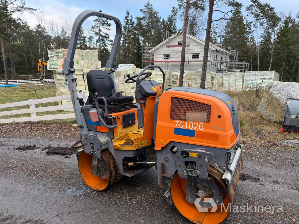 Vält Dynapac CC1000 - Compactador de asfalto: foto 4 Vält Dynapac CC1000 - Compactador de asfalto: foto 4