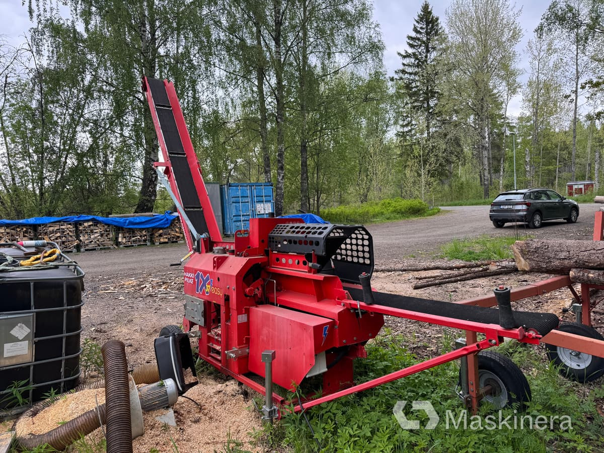 Vedmaskin Hakki Pilke 1X37 med stockbord - Rachador de lenha: foto 4 Vedmaskin Hakki Pilke 1X37 med stockbord - Rachador de lenha: foto 4