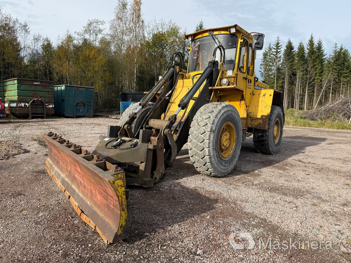 Volvo BM L70 Hjullastare Volvo L70 med snöredskap - Pá carregadora de rodas: foto 3 Volvo BM L70 Hjullastare Volvo L70 med snöredskap - Pá carregadora de rodas: foto 3