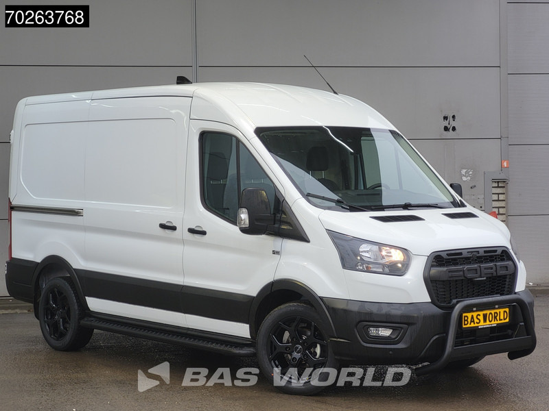 Ford Transit 130pk L2H2 Nieuw! Black Edition Trekhaak Airco Cruise Camera Parkeersensoren 10m3 Airco Trekhaak Cruise control - Furgão compacto: foto 3 Ford Transit 130pk L2H2 Nieuw! Black Edition Trekhaak Airco Cruise Camera Parkeersensoren 10m3 Airco Trekhaak Cruise control - Furgão compacto: foto 3