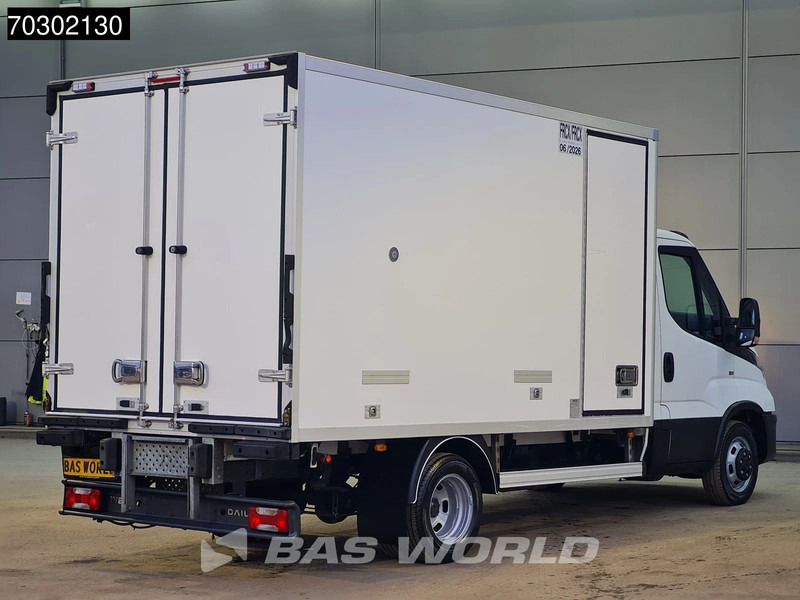 Iveco Daily 35C14 Bi-Temp Koelwagen Vriezer Zijdeur Achterdeuren Dubbellucht Thermo King V500 MAX 230v Stekker Euro6 Koel Koeler Koelwagen B - Carrinha frigorífica: foto 5 Iveco Daily 35C14 Bi-Temp Koelwagen Vriezer Zijdeur Achterdeuren Dubbellucht Thermo King V500 MAX 230v Stekker Euro6 Koel Koeler Koelwagen B - Carrinha frigorífica: foto 5