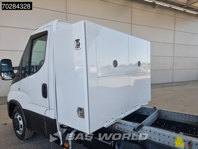 Iveco Daily 35C14 Open Laadbak met Kist Dubbellucht 3,5t Trekhaak Airco Cruise Camera Euro6 Pritsche Pickup Open Box Airco Trekhaak Cruise c - Carrinha de caixa aberta: foto 3 Iveco Daily 35C14 Open Laadbak met Kist Dubbellucht 3,5t Trekhaak Airco Cruise Camera Euro6 Pritsche Pickup Open Box Airco Trekhaak Cruise c - Carrinha de caixa aberta: foto 3