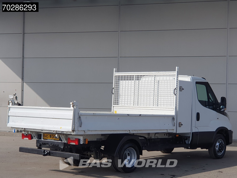 Iveco Daily 35C16 3.0L Open Laadbak met Kist Dubbellucht 3,5t Trekhaak Airco Cruise Euro6 Pritsche Pickup Open Box 2m3 Airco Trekhaak Cruise - Carrinha de caixa aberta: foto 5 Iveco Daily 35C16 3.0L Open Laadbak met Kist Dubbellucht 3,5t Trekhaak Airco Cruise Euro6 Pritsche Pickup Open Box 2m3 Airco Trekhaak Cruise - Carrinha de caixa aberta: foto 5