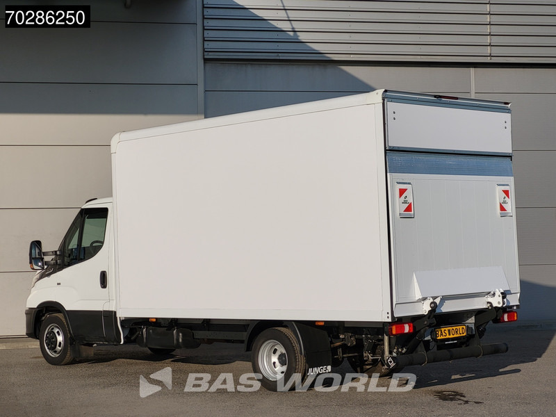 Iveco Daily 35C16 Automaat Laadklep Bakwagen Dubbellucht Airco Camera Euro6 Meubelbak Koffer 20m3 Airco - Carrinha de contentor: foto 2 Iveco Daily 35C16 Automaat Laadklep Bakwagen Dubbellucht Airco Camera Euro6 Meubelbak Koffer 20m3 Airco - Carrinha de contentor: foto 2