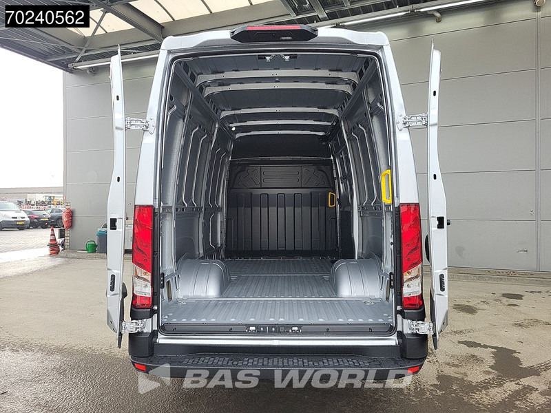 Iveco Daily 35C18 3.0L Automaat 2025-Model 180PK L2H2 Dubbellucht 3,5t Trekgewicht ACC Navi LED Airco Camera Euro6 L3 12m3 Airco - Furgão: foto 2 Iveco Daily 35C18 3.0L Automaat 2025-Model 180PK L2H2 Dubbellucht 3,5t Trekgewicht ACC Navi LED Airco Camera Euro6 L3 12m3 Airco - Furgão: foto 2