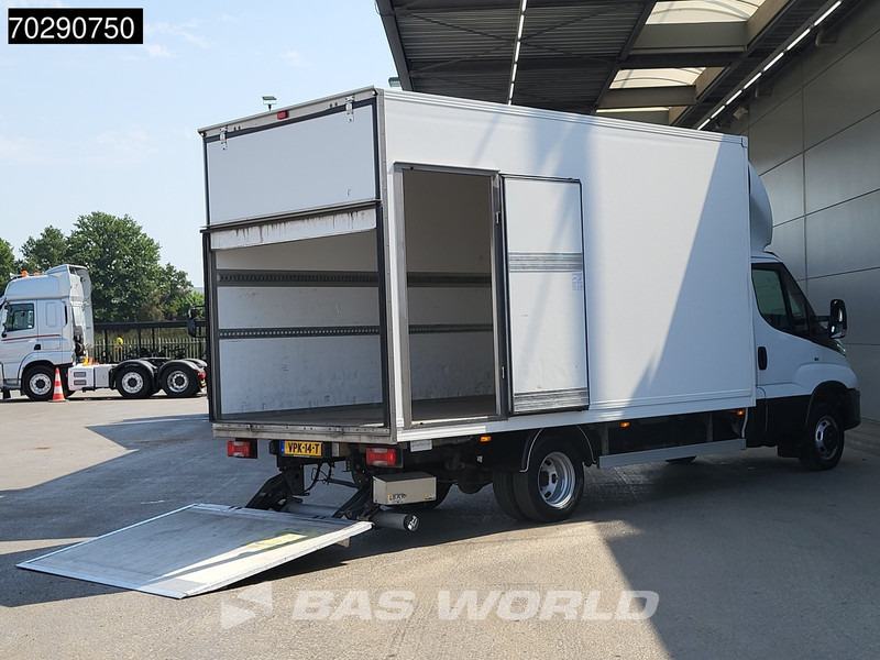 Iveco Daily 35C18 3.0L Laadklep Automaat Zijdeur Bakwagen Dubbellucht LED Cruise Airco Euro6 Meubelbak Koffer 22m3 Airco Cruise control - Carrinha de contentor: foto 3 Iveco Daily 35C18 3.0L Laadklep Automaat Zijdeur Bakwagen Dubbellucht LED Cruise Airco Euro6 Meubelbak Koffer 22m3 Airco Cruise control - Carrinha de contentor: foto 3