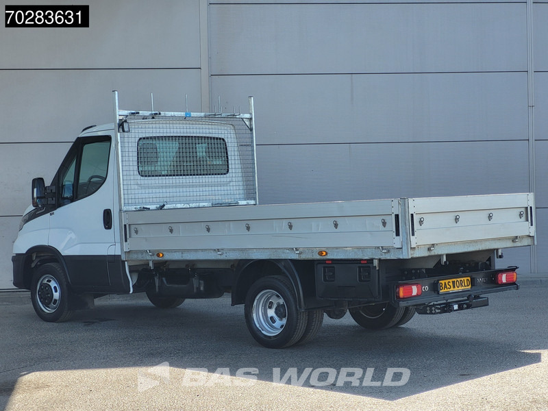 Iveco Daily 35C18 3.0L Open Laadbak Dubbellucht 3,5t Trekhaak Airco Cruise Camera Parkeersensoren Euro6 Meubelbak Koffer Airco Trekhaak Crui - Carrinha de caixa aberta: foto 2 Iveco Daily 35C18 3.0L Open Laadbak Dubbellucht 3,5t Trekhaak Airco Cruise Camera Parkeersensoren Euro6 Meubelbak Koffer Airco Trekhaak Crui - Carrinha de caixa aberta: foto 2