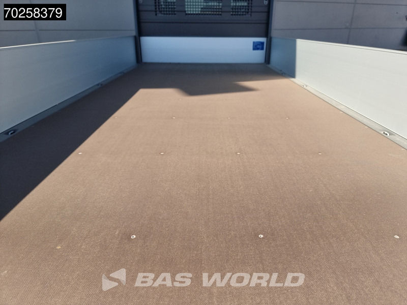 Iveco Daily 35C21 3.0L Black Edition Automaat 210PK 2025-Model Open laadbak Dubbellucht CarPlay ACC LED 3,5T Trekvermogen Euro6 Pritsche Pic - Carrinha de caixa aberta: foto 3 Iveco Daily 35C21 3.0L Black Edition Automaat 210PK 2025-Model Open laadbak Dubbellucht CarPlay ACC LED 3,5T Trekvermogen Euro6 Pritsche Pic - Carrinha de caixa aberta: foto 3