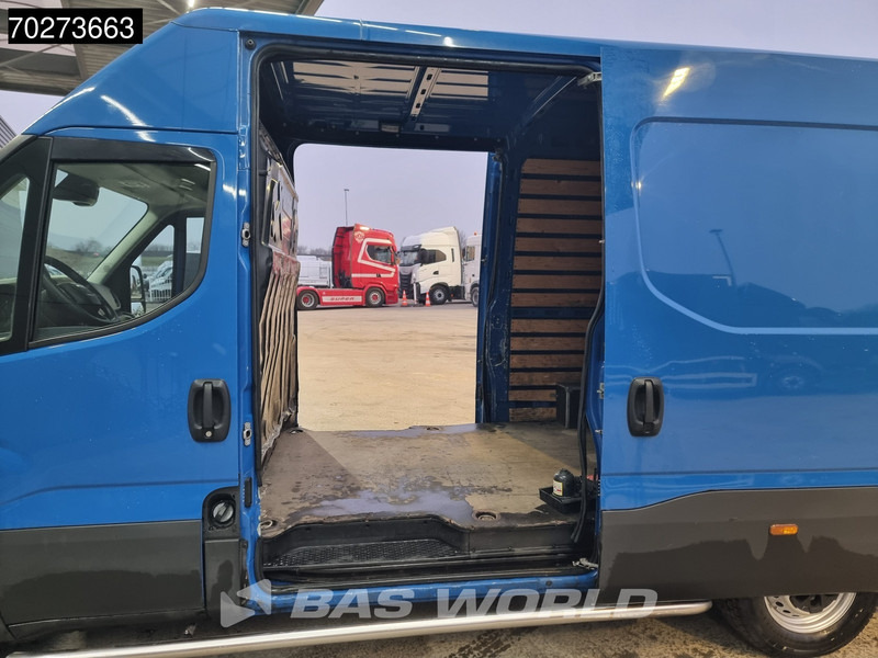 Iveco Daily 35S14 Automaat L2H2 2x schuifdeur LED Camera Airco Cruise L2 Airco Cruise control - Furgão: foto 3 Iveco Daily 35S14 Automaat L2H2 2x schuifdeur LED Camera Airco Cruise L2 Airco Cruise control - Furgão: foto 3