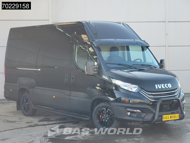 Iveco Daily 35S16 Automaat Black Edition L2H2 Airco Cruise Velgen 3500kg Trekgewicht Euro6 L2 12m3 Airco Cruise control - Furgão: foto 2 Iveco Daily 35S16 Automaat Black Edition L2H2 Airco Cruise Velgen 3500kg Trekgewicht Euro6 L2 12m3 Airco Cruise control - Furgão: foto 2