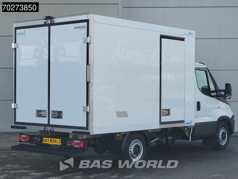 Iveco Daily 35S16 Koelwagen Automaat Carrier Pulsar 400 380V Stekker Airco Cruise Camera Koel Koeler Kühlwagen Kühlkoffer 12m3 Airco Cruise - Carrinha frigorífica: foto 3 Iveco Daily 35S16 Koelwagen Automaat Carrier Pulsar 400 380V Stekker Airco Cruise Camera Koel Koeler Kühlwagen Kühlkoffer 12m3 Airco Cruise - Carrinha frigorífica: foto 3