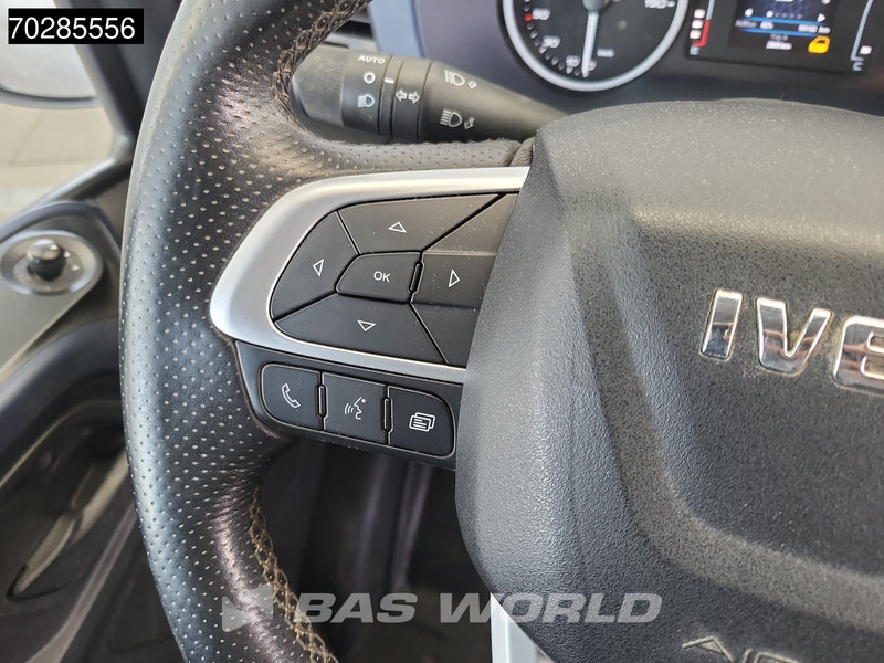 Furgão Iveco Daily 35S18 3.0L Automaat L2H2 3,5t Trekhaak LED Navi Airco Cruise Camera Euro6 L2 11m3 Airco Trekhaak Cruise control: foto 18