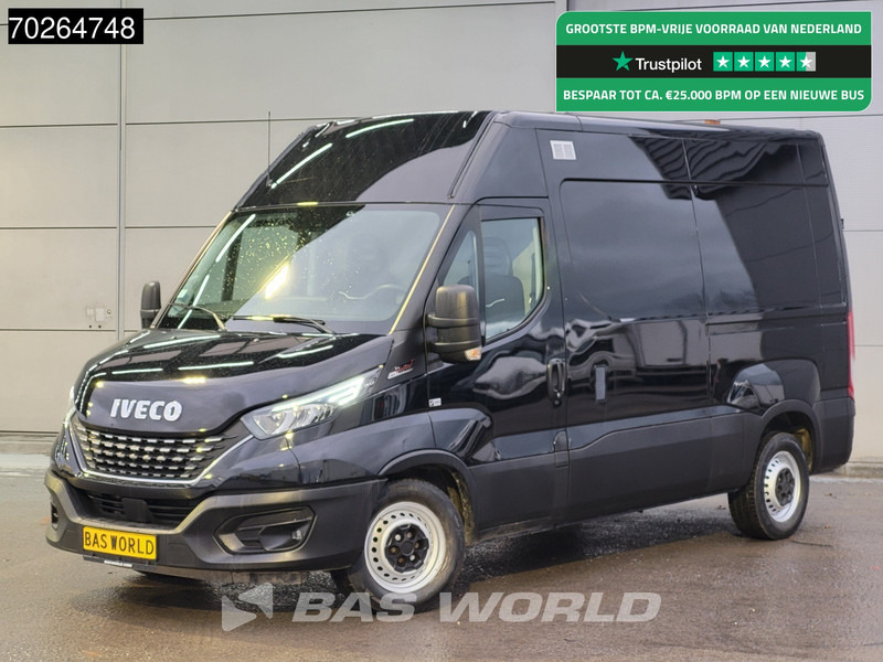 Iveco Daily 35S18 3.0L Automaat L2H2 ACC LED Navi Camera 3500kg trekhaak L2 Kort 10m3 Airco Trekhaak - Furgão: foto 1 Iveco Daily 35S18 3.0L Automaat L2H2 ACC LED Navi Camera 3500kg trekhaak L2 Kort 10m3 Airco Trekhaak - Furgão: foto 1
