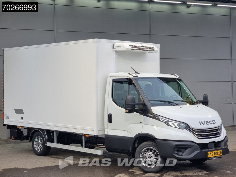 Iveco Daily 35S18 3.0L Laadklep Koelwagen Vriezer Thermoking V-200 MAX 220V stekker -18 LED Navi Airco ACC Koel Koeler Kühler Kühlwagen Kühl - Carrinha frigorífica: foto 3 Iveco Daily 35S18 3.0L Laadklep Koelwagen Vriezer Thermoking V-200 MAX 220V stekker -18 LED Navi Airco ACC Koel Koeler Kühler Kühlwagen Kühl - Carrinha frigorífica: foto 3