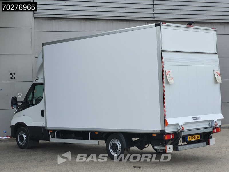 Iveco Daily 35S18 Automaat Bakwagen Laadklep Zijdeur ACC LED Camera Lat om Lat Airco Cruise Meubelbak Koffer 21m3 Airco - Carrinha de contentor: foto 2 Iveco Daily 35S18 Automaat Bakwagen Laadklep Zijdeur ACC LED Camera Lat om Lat Airco Cruise Meubelbak Koffer 21m3 Airco - Carrinha de contentor: foto 2