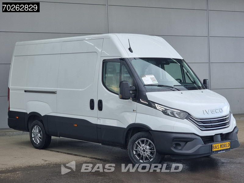 Iveco Daily 35S21 3.0L Automaat 2025 model L2H2 Trekhaak Tacho ACC LED CarPlay Velgen Camera L2H2 12m3 Airco Trekhaak - Furgão: foto 2 Iveco Daily 35S21 3.0L Automaat 2025 model L2H2 Trekhaak Tacho ACC LED CarPlay Velgen Camera L2H2 12m3 Airco Trekhaak - Furgão: foto 2