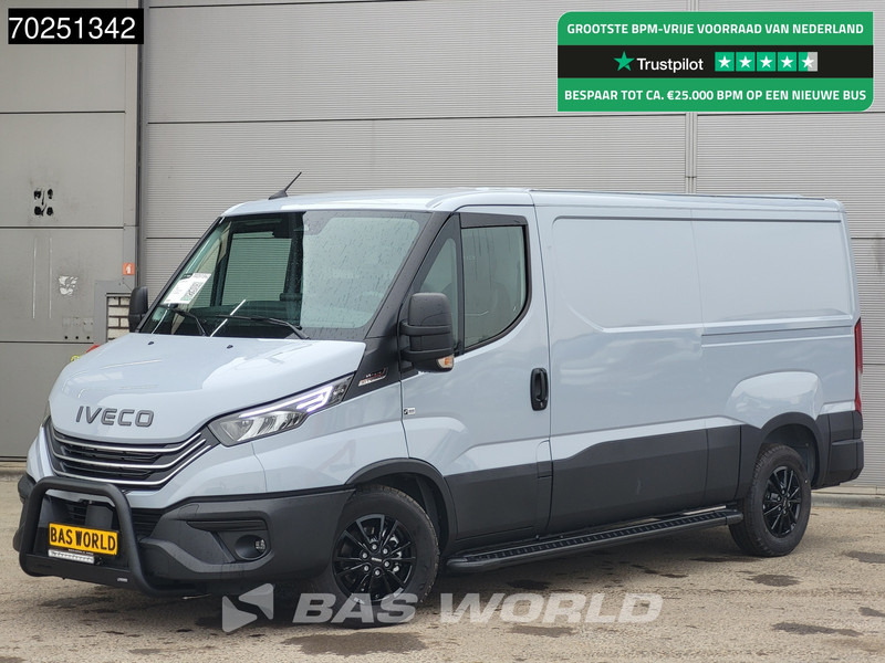 Iveco Daily 35S21 3.0L Black Edition Automaat L2H1 210PK Laag Dak 2025-Model 3,5t Trekhaak ACC Navi LED Camera Parkeersensoren Euro6 L2 8m3 - Furgão: foto 1 Iveco Daily 35S21 3.0L Black Edition Automaat L2H1 210PK Laag Dak 2025-Model 3,5t Trekhaak ACC Navi LED Camera Parkeersensoren Euro6 L2 8m3 - Furgão: foto 1