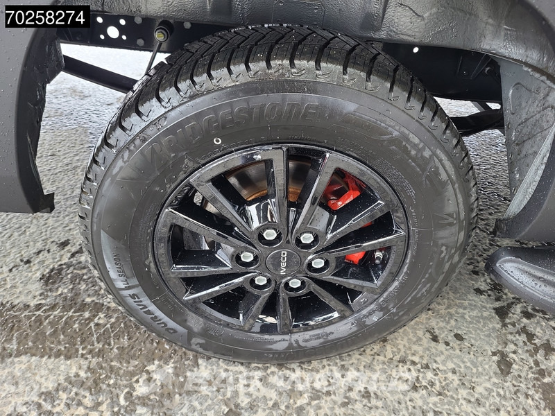 Furgão novo Iveco Daily 35S21 Automaat 2025 Black Edition model L2H2 ACC LED CarPlay Velgen Camera 12m3 Airco: foto 9