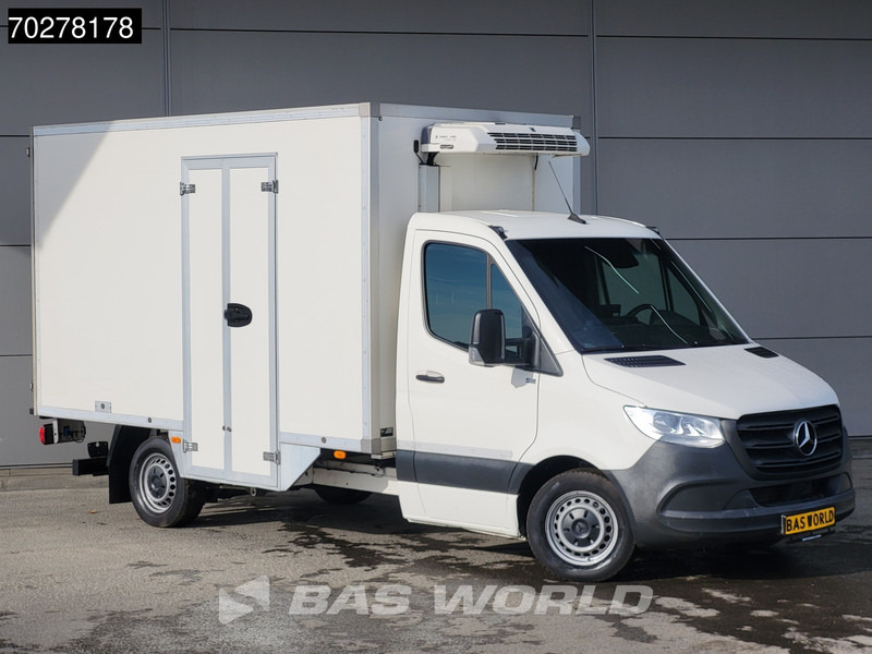 Mercedes-Benz Sprinter 314 CDI Automaat Koelwagen Bi temp Thermo King V-300 Max Koeler Koel Vries Vriezer Kühlkasten Airco Cruise control - Carrinha frigorífica: foto 3 Mercedes-Benz Sprinter 314 CDI Automaat Koelwagen Bi temp Thermo King V-300 Max Koeler Koel Vries Vriezer Kühlkasten Airco Cruise control - Carrinha frigorífica: foto 3