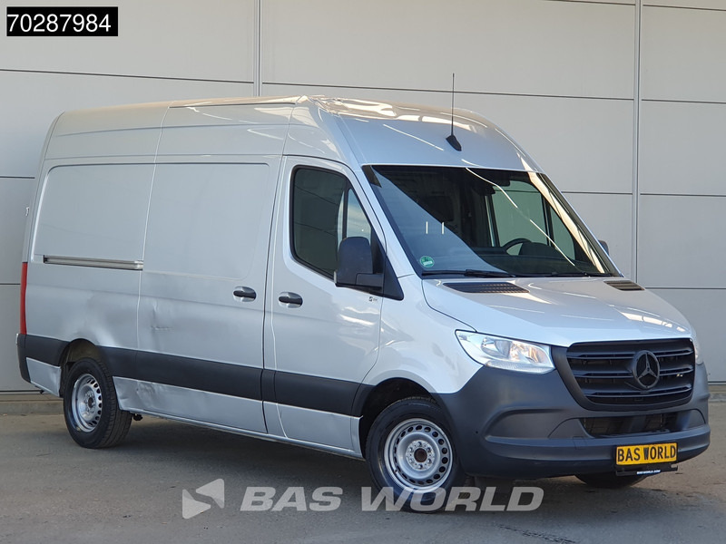 Mercedes-Benz Sprinter 315 CDI Automaat L2H2 Airco Camera MBUX CarPlay Parkeersensoren Euro6 L2 12m3 Airco - Furgão compacto: foto 5 Mercedes-Benz Sprinter 315 CDI Automaat L2H2 Airco Camera MBUX CarPlay Parkeersensoren Euro6 L2 12m3 Airco - Furgão compacto: foto 5