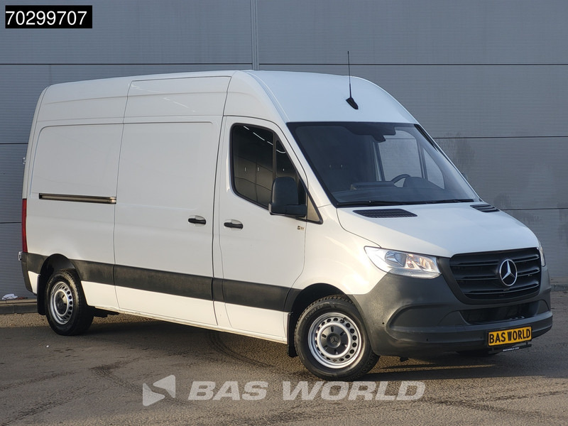Mercedes-Benz Sprinter 315 CDI Automaat L2H2 Trekhaak ACC Airco Camera Parkeersensoren MBUX CarPlay Euro6 L2 Airco Trekhaak - Furgão: foto 3 Mercedes-Benz Sprinter 315 CDI Automaat L2H2 Trekhaak ACC Airco Camera Parkeersensoren MBUX CarPlay Euro6 L2 Airco Trekhaak - Furgão: foto 3