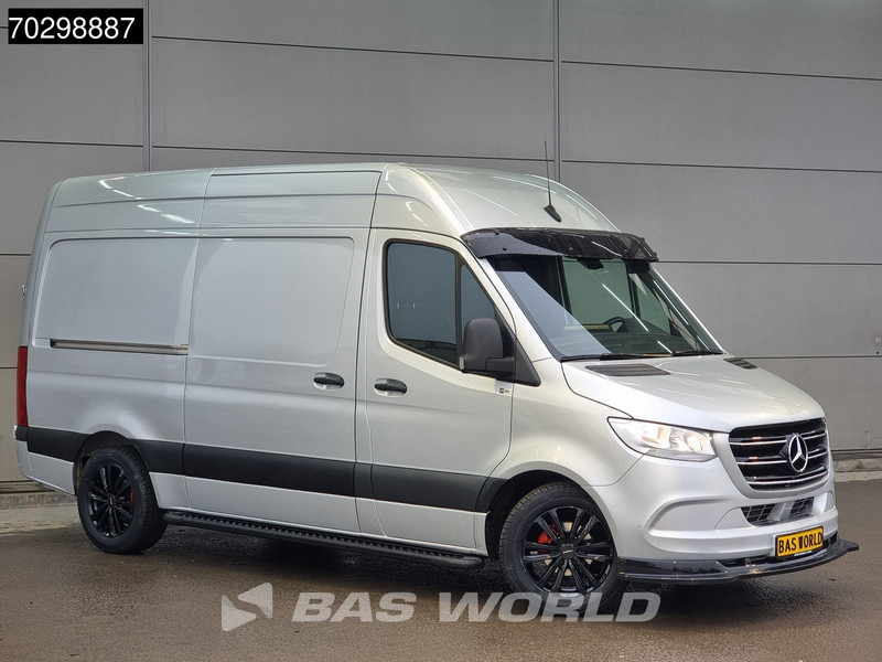 Mercedes-Benz Sprinter 315 CDI COMING SOON! Automaat L2H2 BW Special Edition 18'' Zonneklep Sidesteps Camera PDC MBUX CarPlay 150PK Euro6 L2 11m3 Airco - Furgão compacto: foto 3 Mercedes-Benz Sprinter 315 CDI COMING SOON! Automaat L2H2 BW Special Edition 18'' Zonneklep Sidesteps Camera PDC MBUX CarPlay 150PK Euro6 L2 11m3 Airco - Furgão compacto: foto 3