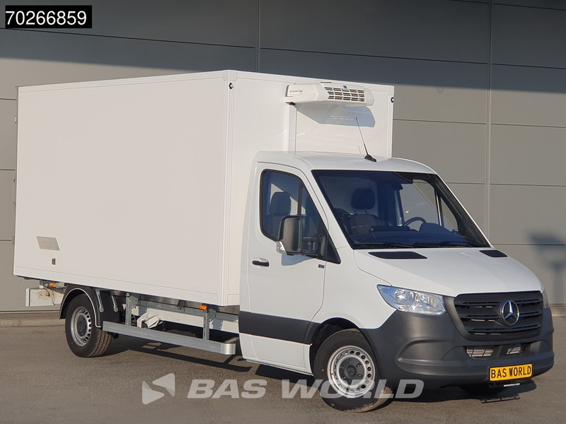 Mercedes-Benz Sprinter 315 CDI Koelwagen Achterdeuren Thermo King C-250 Airco Carplay MBUX Koel Koeler Kühl Kühler Kühlwagen Kühlkoffer 17m3 Airco - Carrinha frigorífica: foto 5 Mercedes-Benz Sprinter 315 CDI Koelwagen Achterdeuren Thermo King C-250 Airco Carplay MBUX Koel Koeler Kühl Kühler Kühlwagen Kühlkoffer 17m3 Airco - Carrinha frigorífica: foto 5