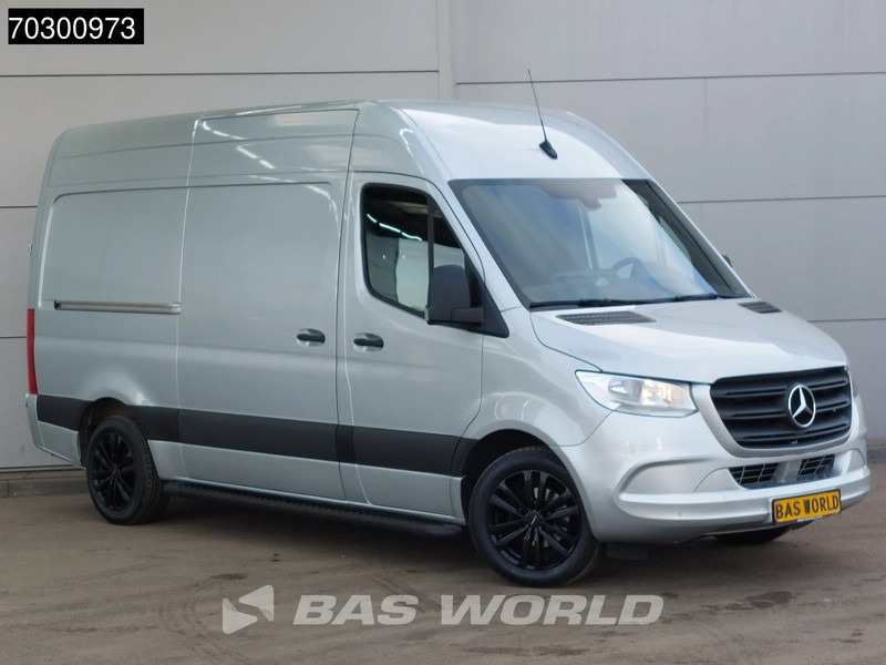 Mercedes-Benz Sprinter 315 CDI Special Edition Automaat L2H2 Airco Camera Parkeersensoren v+a MBUX CarPlay Velgen Euro6 L2 Airco - Furgão compacto: foto 3 Mercedes-Benz Sprinter 315 CDI Special Edition Automaat L2H2 Airco Camera Parkeersensoren v+a MBUX CarPlay Velgen Euro6 L2 Airco - Furgão compacto: foto 3