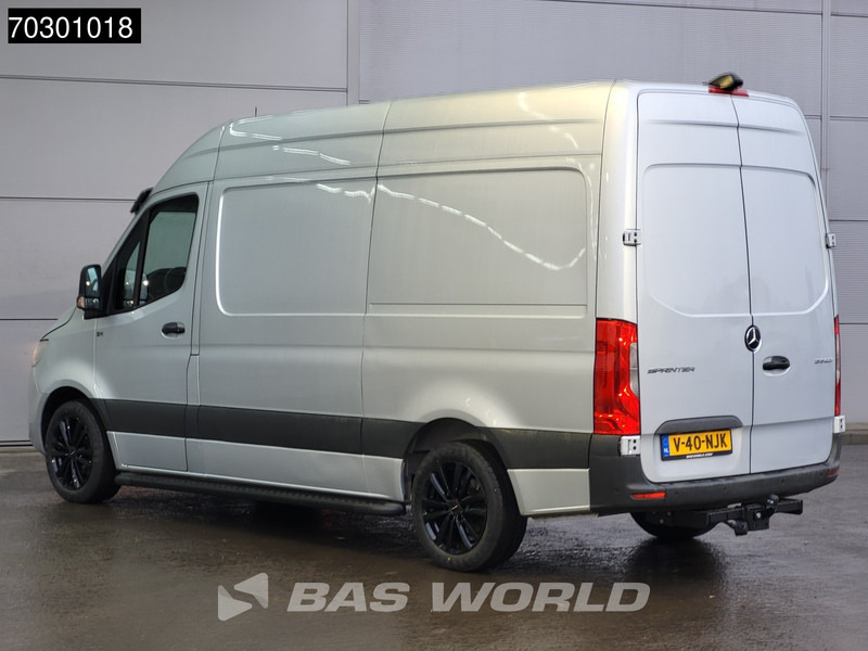 Mercedes-Benz Sprinter 315 CDI Special Edition Automaat L2H2 Trekhaak 150PK Airco Camera Parkeersensoren MBUX CarPlay Euro6 L2 12m3 Airco - Furgão compacto: foto 2 Mercedes-Benz Sprinter 315 CDI Special Edition Automaat L2H2 Trekhaak 150PK Airco Camera Parkeersensoren MBUX CarPlay Euro6 L2 12m3 Airco - Furgão compacto: foto 2