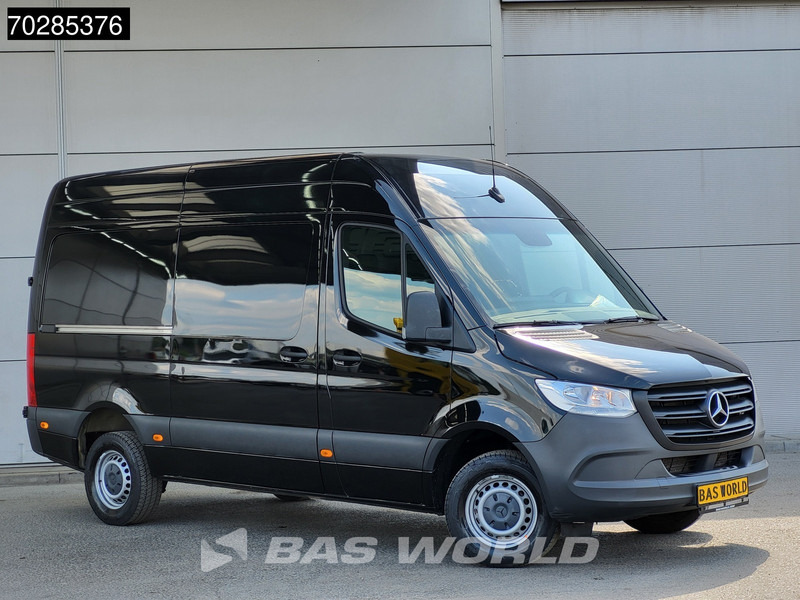 Mercedes-Benz Sprinter 317 CDI Automaat 3,5t Trekhaak L2H2 170PK Airco Camera MBUX Euro6 L2 12m3 Airco Trekhaak - Furgão: foto 5 Mercedes-Benz Sprinter 317 CDI Automaat 3,5t Trekhaak L2H2 170PK Airco Camera MBUX Euro6 L2 12m3 Airco Trekhaak - Furgão: foto 5