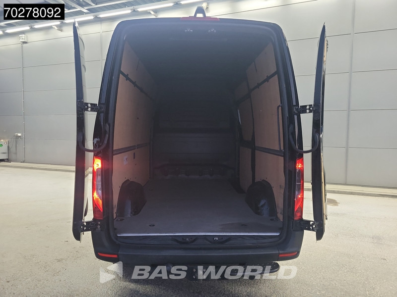 Mercedes-Benz Sprinter 317 CDI Automaat L2H2 3500KG Trekhaak 170PK Airco Camera MBUX CarPlay Euro6 L2 10m3 Airco Trekhaak - Furgão: foto 2 Mercedes-Benz Sprinter 317 CDI Automaat L2H2 3500KG Trekhaak 170PK Airco Camera MBUX CarPlay Euro6 L2 10m3 Airco Trekhaak - Furgão: foto 2