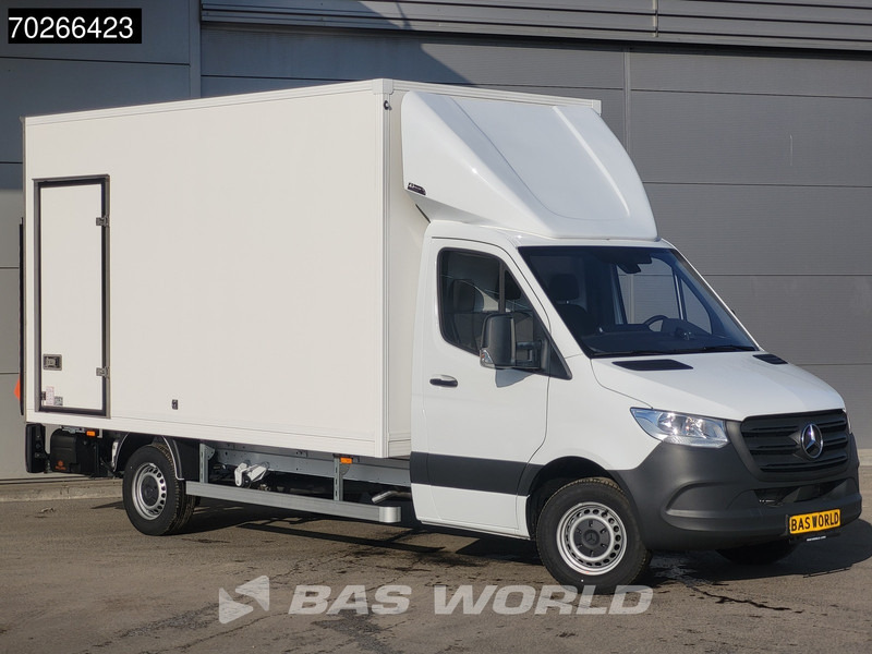 Mercedes-Benz Sprinter 317 CDI Automaat Laadklep Zijdeur Bakwagen Navi Airco Cruise MBUX Euro6 Meubelbak Koffer 12m3 Airco Cruise control - Carrinha de contentor: foto 5 Mercedes-Benz Sprinter 317 CDI Automaat Laadklep Zijdeur Bakwagen Navi Airco Cruise MBUX Euro6 Meubelbak Koffer 12m3 Airco Cruise control - Carrinha de contentor: foto 5