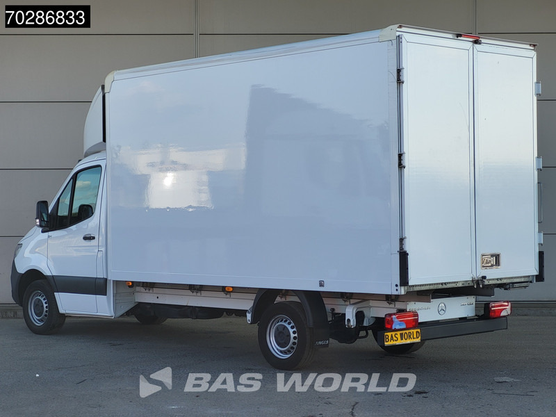 Mercedes-Benz Sprinter 317 CDI Bakwagen Automaat Achterdeuren Airco Camera Euro6 Meubelbak Koffer 21m3 Airco - Carrinha de contentor: foto 2 Mercedes-Benz Sprinter 317 CDI Bakwagen Automaat Achterdeuren Airco Camera Euro6 Meubelbak Koffer 21m3 Airco - Carrinha de contentor: foto 2