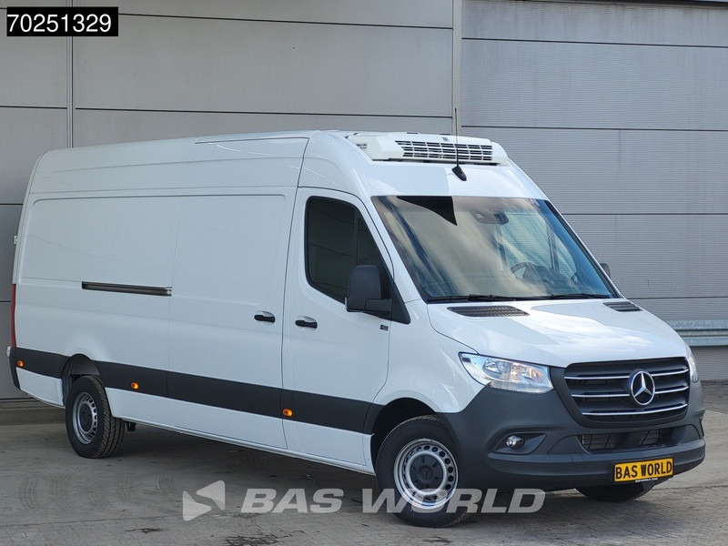 Mercedes-Benz Sprinter 317 CDI Koelwagen L3H2 Thermo King V-200 MAX 230V Stekker Trekhaak Airco Cruise Camera Koeler Koel Kühlwagen 12m3 Airco Trekhaak - Carrinha frigorífica: foto 5 Mercedes-Benz Sprinter 317 CDI Koelwagen L3H2 Thermo King V-200 MAX 230V Stekker Trekhaak Airco Cruise Camera Koeler Koel Kühlwagen 12m3 Airco Trekhaak - Carrinha frigorífica: foto 5