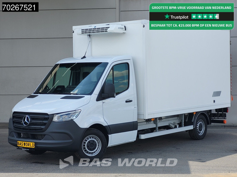 Mercedes-Benz Sprinter 317 CDI Koelwagen Vriezer Laadklep Thermo King V-200 MAX 230V Stekker LED Airco 10inch MBUX CarPlay Euro6 Koel Koeler Kühl Kühle - Carrinha frigorífica: foto 1 Mercedes-Benz Sprinter 317 CDI Koelwagen Vriezer Laadklep Thermo King V-200 MAX 230V Stekker LED Airco 10inch MBUX CarPlay Euro6 Koel Koeler Kühl Kühle - Carrinha frigorífica: foto 1