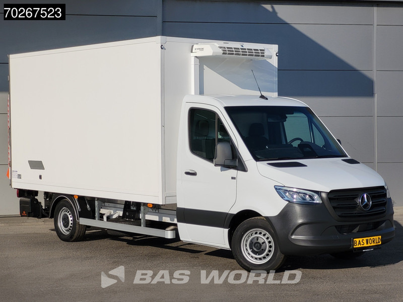 Mercedes-Benz Sprinter 317 CDI Koelwagen Vriezer Laadklep Thermo King V-200 MAX 230V Stekker LED Airco Euro6 Koel Koeler Kühl Kühler Vries Vriezer Kühl - Carrinha frigorífica: foto 5 Mercedes-Benz Sprinter 317 CDI Koelwagen Vriezer Laadklep Thermo King V-200 MAX 230V Stekker LED Airco Euro6 Koel Koeler Kühl Kühler Vries Vriezer Kühl - Carrinha frigorífica: foto 5