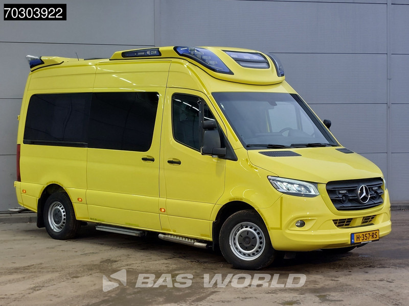 Mercedes-Benz Sprinter 319 CDI 3.0L V6 Ambulance 190PK L2H2 LED Airco Cruise Camera MBUX CarPlay Euro6 Krankenwagen Rettungswagen L2 8m3 Airco Cruise c - Ambulância: foto 5 Mercedes-Benz Sprinter 319 CDI 3.0L V6 Ambulance 190PK L2H2 LED Airco Cruise Camera MBUX CarPlay Euro6 Krankenwagen Rettungswagen L2 8m3 Airco Cruise c - Ambulância: foto 5