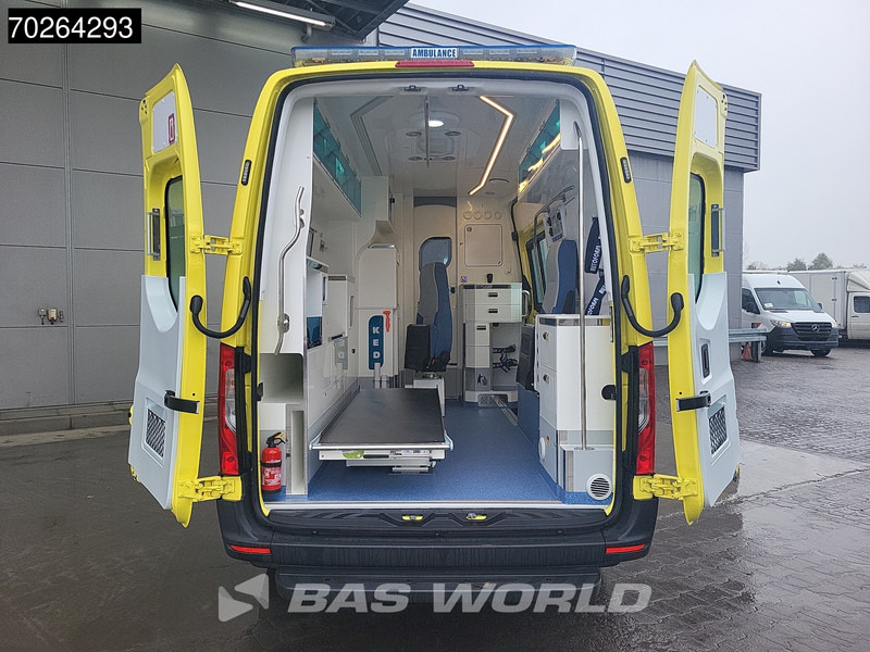 Mercedes-Benz Sprinter 319 CDI Automaat Nieuw! Complete Ambulance Ziekenwagen Rettungswagen Krankenwagen Airco - Ambulância: foto 3 Mercedes-Benz Sprinter 319 CDI Automaat Nieuw! Complete Ambulance Ziekenwagen Rettungswagen Krankenwagen Airco - Ambulância: foto 3