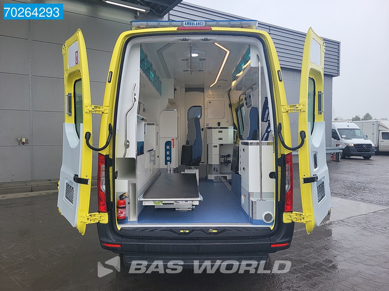 Mercedes-Benz Sprinter 319 CDI Automaat Nieuw! Complete Ambulance Ziekenwagen Rettungswagen Krankenwagen Airco - Ambulância: foto 3 Mercedes-Benz Sprinter 319 CDI Automaat Nieuw! Complete Ambulance Ziekenwagen Rettungswagen Krankenwagen Airco - Ambulância: foto 3