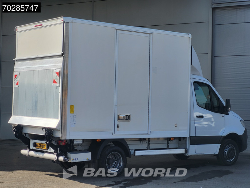 Mercedes-Benz Sprinter 514 CDI Laadklep Automaat Zijdeur Bakwagen Dubbellucht Airco Cruise MBUX CarPlay Euro6 Meubelbak Koffer 17m3 Airco Cruise contro - Carrinha de contentor: foto 5 Mercedes-Benz Sprinter 514 CDI Laadklep Automaat Zijdeur Bakwagen Dubbellucht Airco Cruise MBUX CarPlay Euro6 Meubelbak Koffer 17m3 Airco Cruise contro - Carrinha de contentor: foto 5