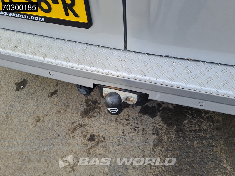 Furgão compacto Opel Vivaro 145pk IRMSCHER Dubbel Cabine 2x Schuifdeur L2H1 Trekhaak Airco Cruise Camera Parkeersensoren Leder APK 10-2026 Euro6 L2 DC Doka Mixto: foto 8 Furgão compacto Opel Vivaro 145pk IRMSCHER Dubbel Cabine 2x Schuifdeur L2H1 Trekhaak Airco Cruise Camera Parkeersensoren Leder APK 10-2026 Euro6 L2 DC Doka Mixto: foto 8