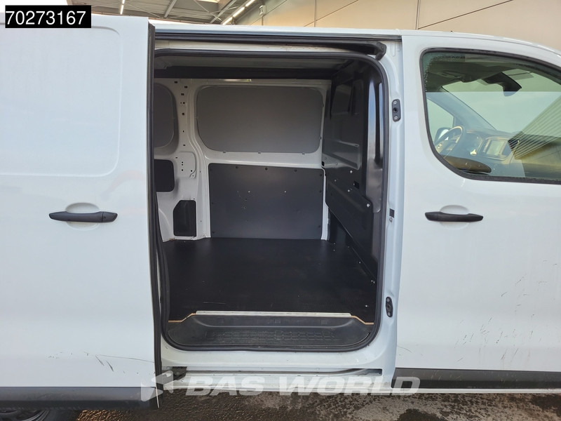 Opel Vivaro 145pk L3H1 Navi Cruise Camera Parkeersensoren Airco L3 5m3 Airco Cruise control - Furgão compacto: foto 2 Opel Vivaro 145pk L3H1 Navi Cruise Camera Parkeersensoren Airco L3 5m3 Airco Cruise control - Furgão compacto: foto 2