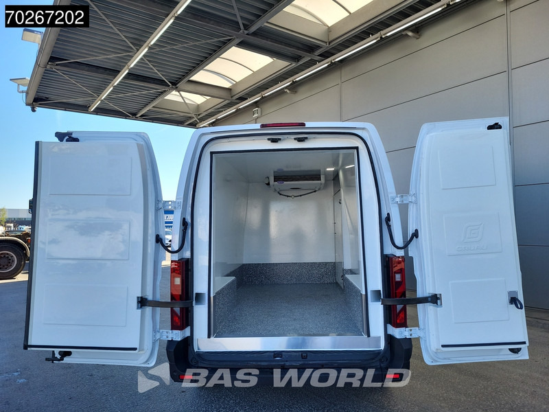 Renault Master 150PK Koelwagen Vriezer -18 Carrier Xarios 200 230V stekker LED Camera Parkeersensoren Airco Cruise Vries Koeler Kühlwagen Kühler Frig - Carrinha frigorífica: foto 3 Renault Master 150PK Koelwagen Vriezer -18 Carrier Xarios 200 230V stekker LED Camera Parkeersensoren Airco Cruise Vries Koeler Kühlwagen Kühler Frig - Carrinha frigorífica: foto 3